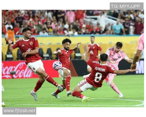 国际足联俱乐部世界杯那不勒斯与当地社区举办公益活动